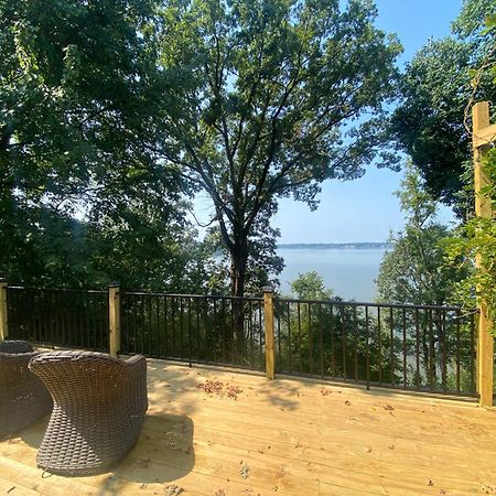 2 Bedroom Newly Renovated Waterfront Home; 10 Min From Mgm & The Gaylord Fort Washington Exterior photo