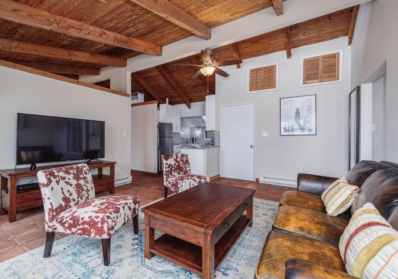2 Bedroom Newly Renovated Waterfront Home; 10 Min From Mgm & The Gaylord Fort Washington Exterior photo