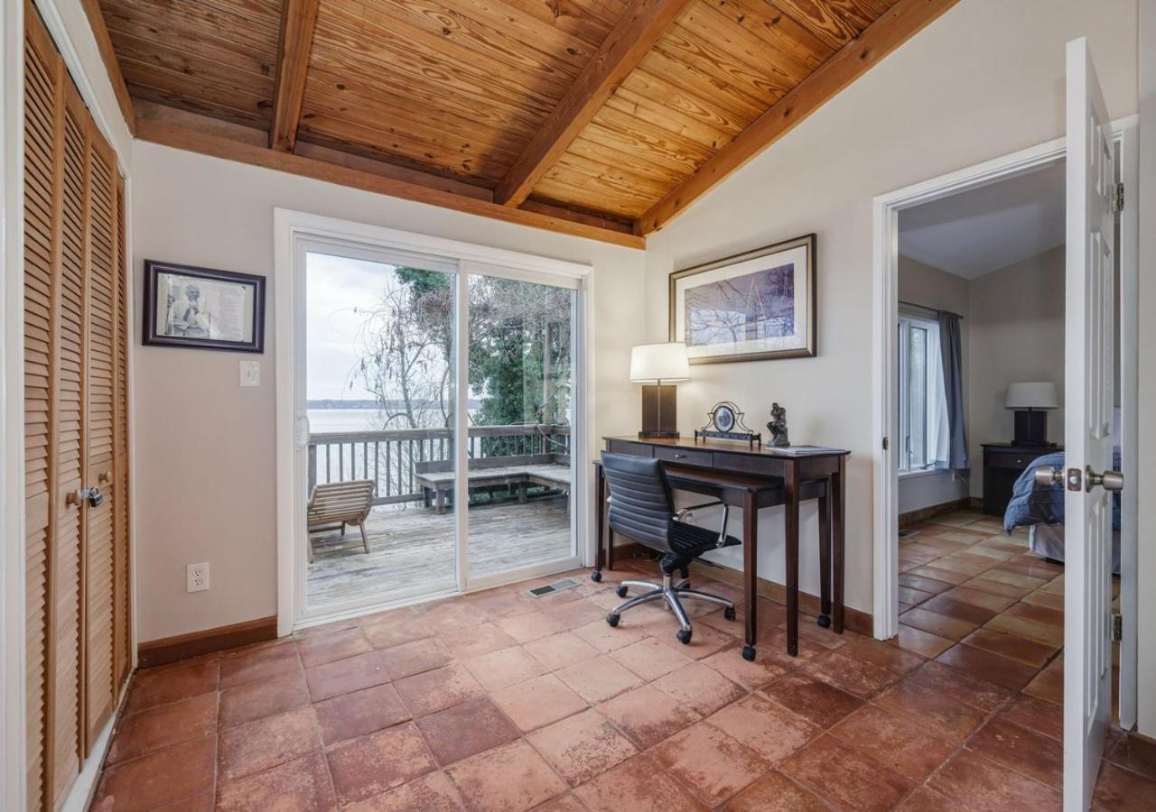 2 Bedroom Newly Renovated Waterfront Home; 10 Min From Mgm & The Gaylord Fort Washington Exterior photo