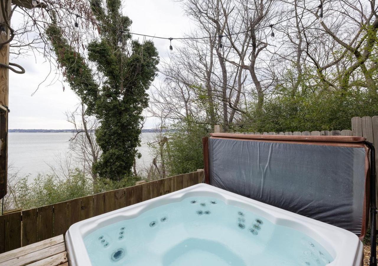 2 Bedroom Newly Renovated Waterfront Home; 10 Min From Mgm & The Gaylord Fort Washington Exterior photo