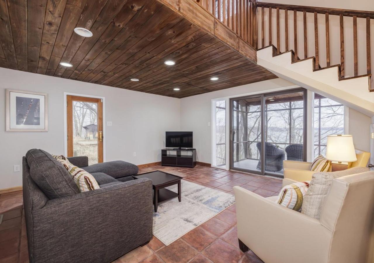 2 Bedroom Newly Renovated Waterfront Home; 10 Min From Mgm & The Gaylord Fort Washington Exterior photo